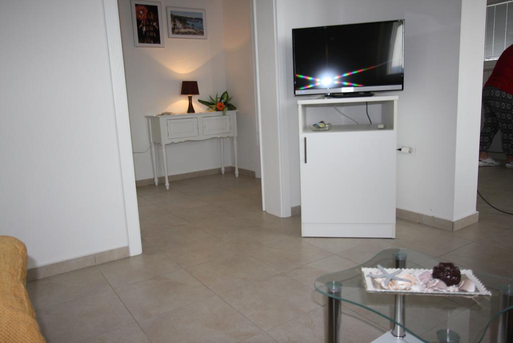 Mimice Bay Apartments Экстерьер фото